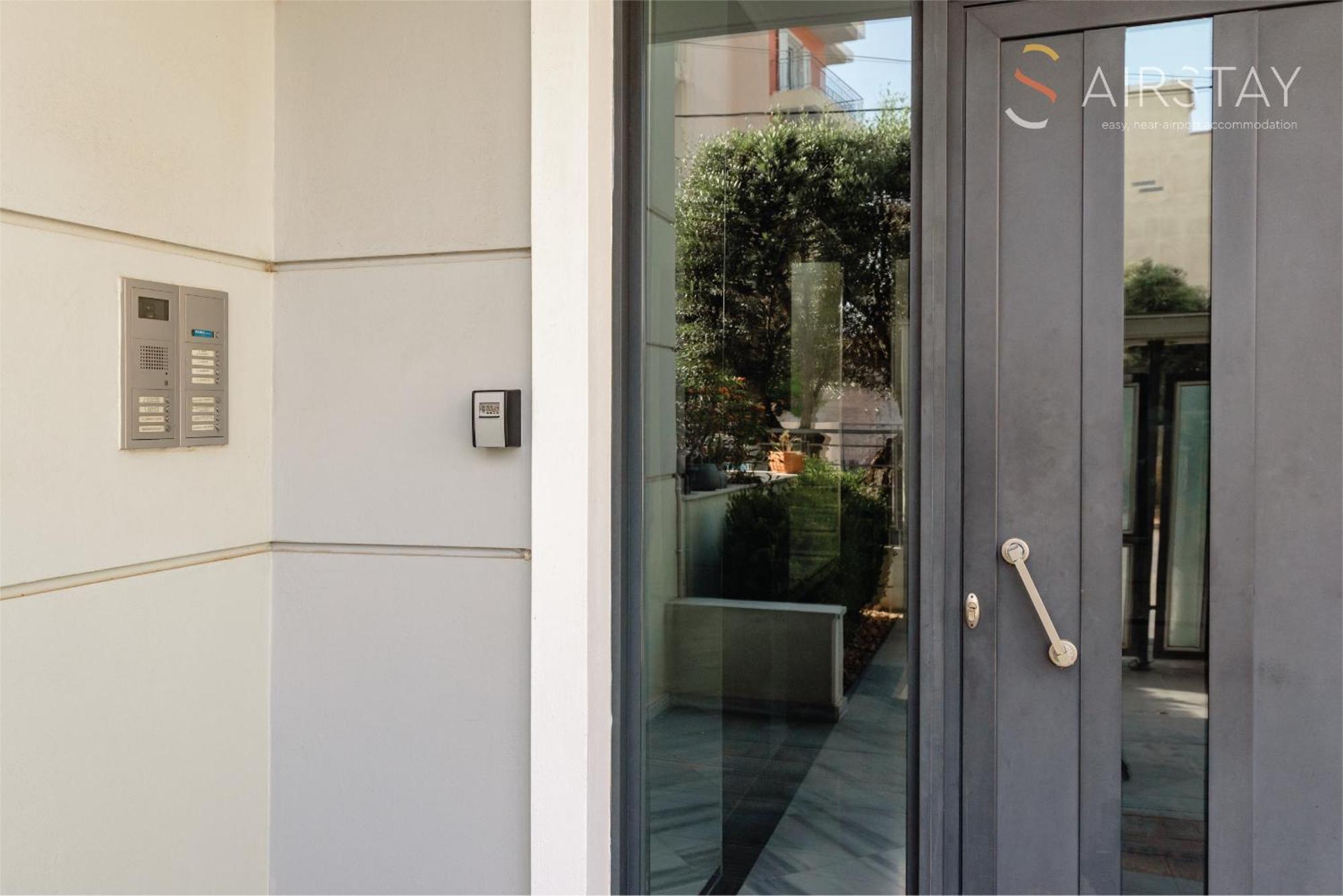 Akali Apartment Airport By Airstay สปาตา ภายนอก รูปภาพ