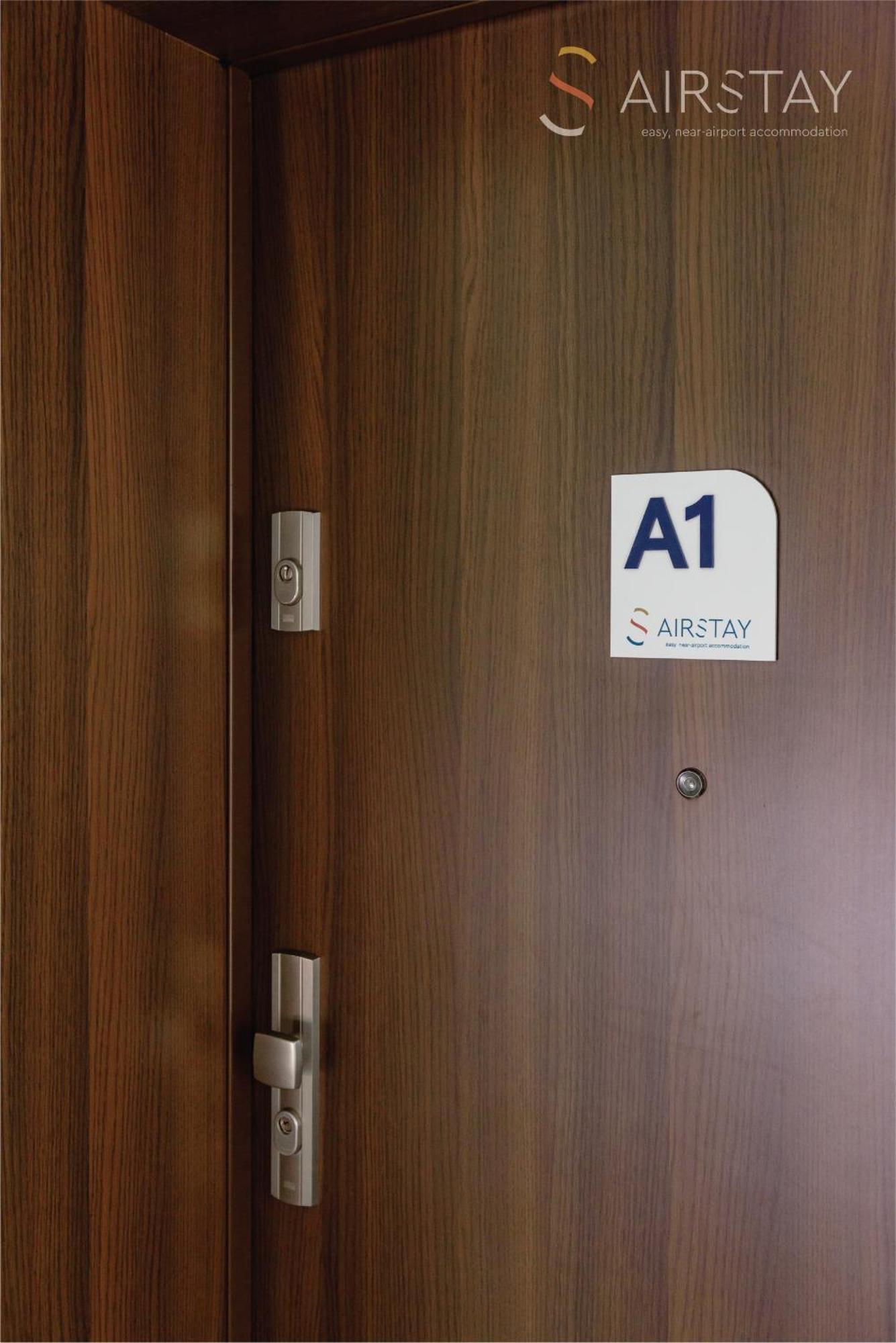 Akali Apartment Airport By Airstay สปาตา ภายนอก รูปภาพ